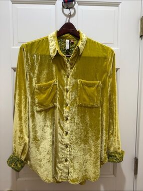 PILCRO Hadley Velvet Relaxed Buttondown Shirt Yellow Size 8
